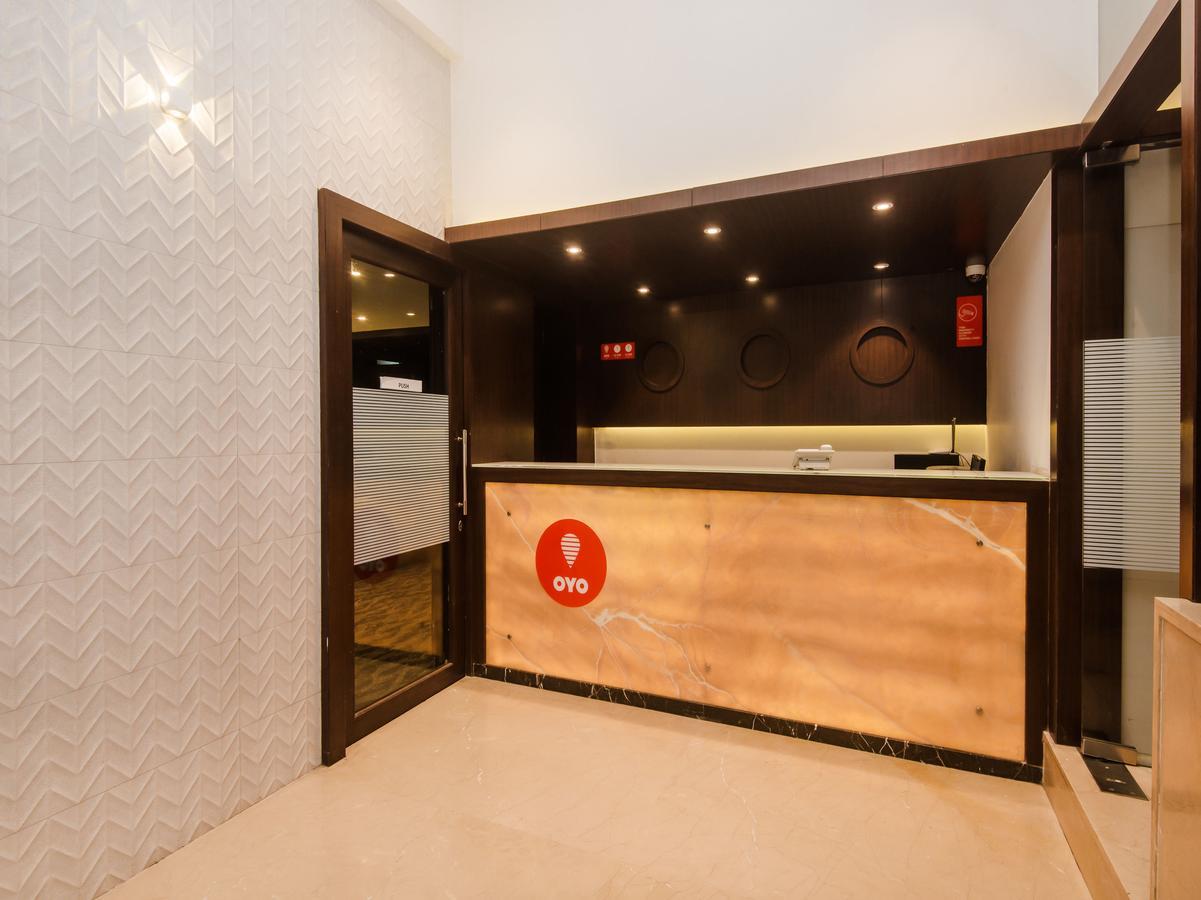 Oyo 13089 Hotel Gold Crest Νάβι Μουμπάι Εξωτερικό φωτογραφία